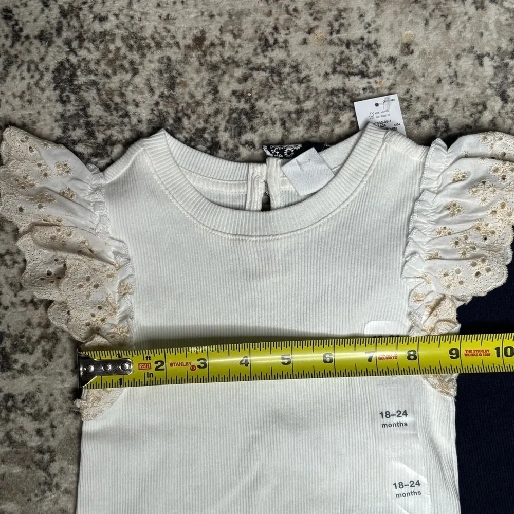 NWT GAP Bundle Navy and Off White Eyelet Rib Top 18-24 Months